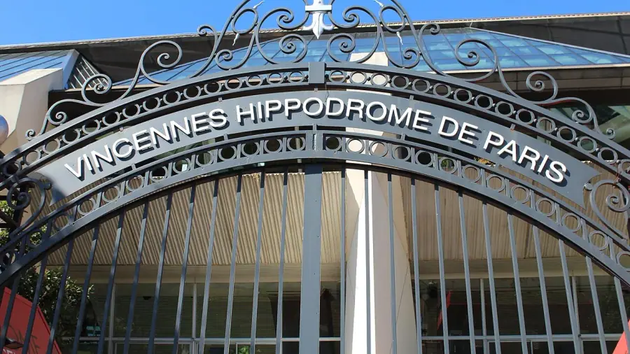 Vincennes travbana i Paris